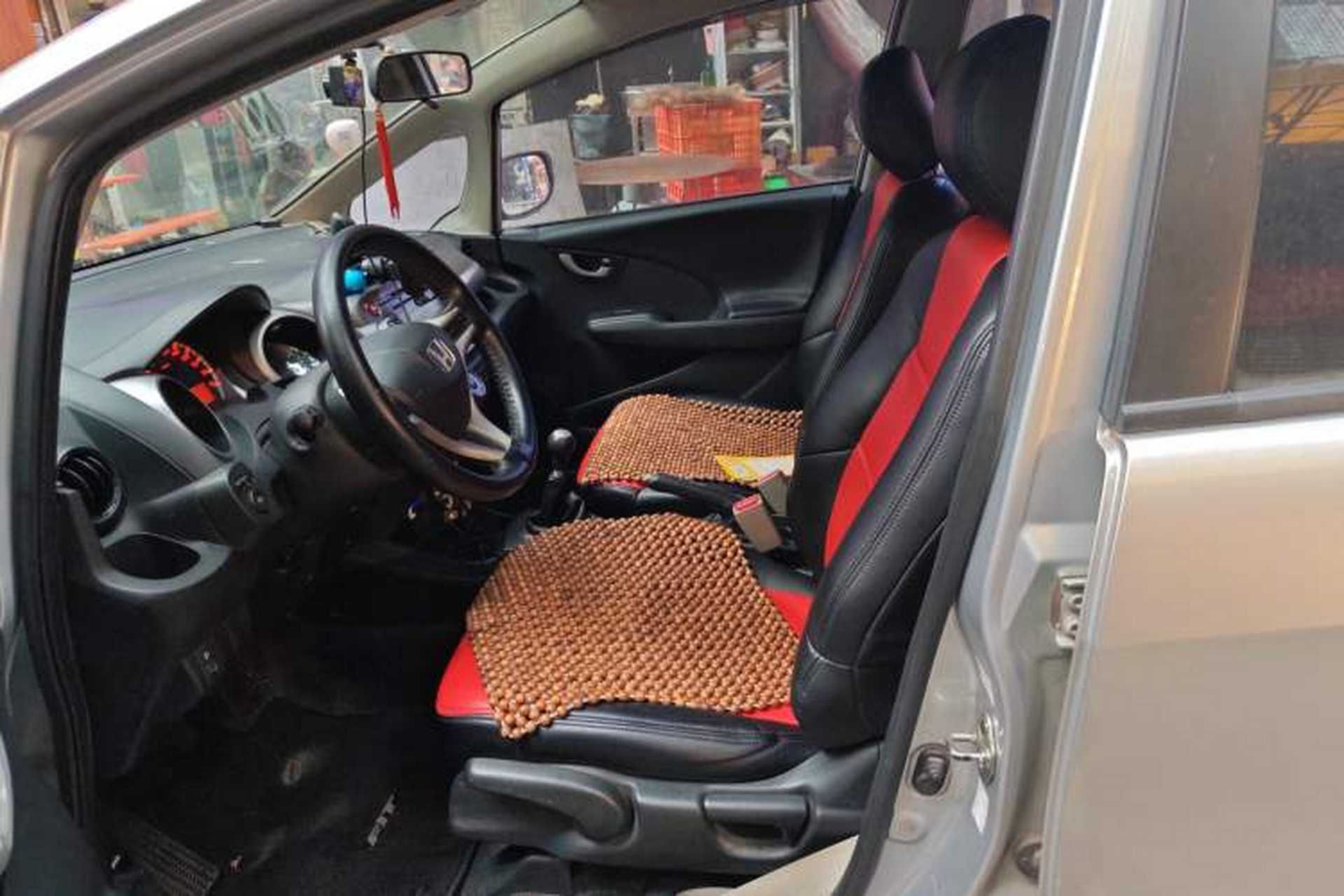 Used Honda Fit 2011 1.3L manual Comfort version Left Front Seat