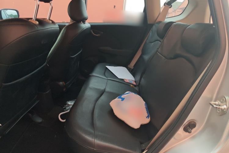 Used Honda Fit 2011 1.3L automatic comfort version Left Rear Seat