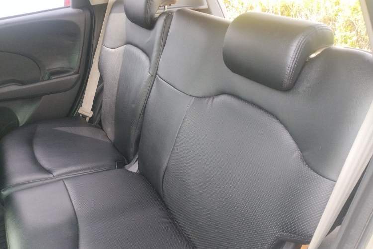 Used Honda Fit 2011 1.3L automatic comfort version Left Rear Seat