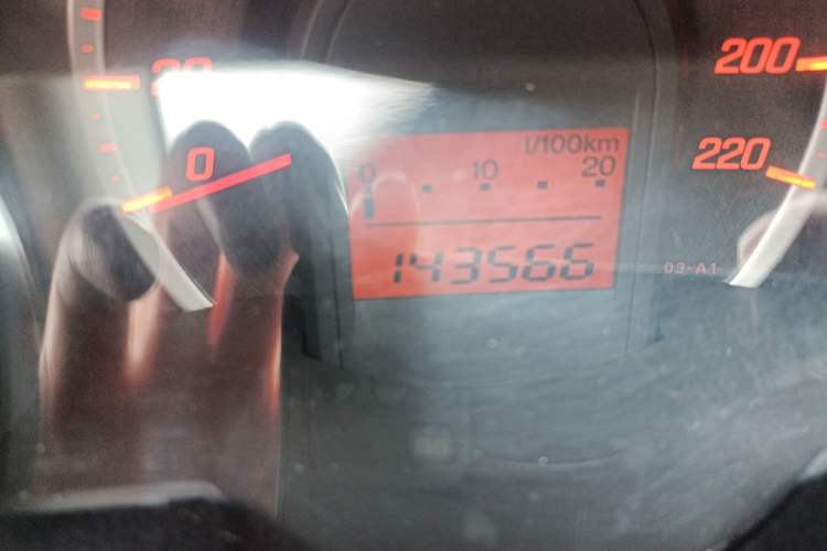 Used Honda Fit 2011 1.3L automatic comfort version Odometer Close Up