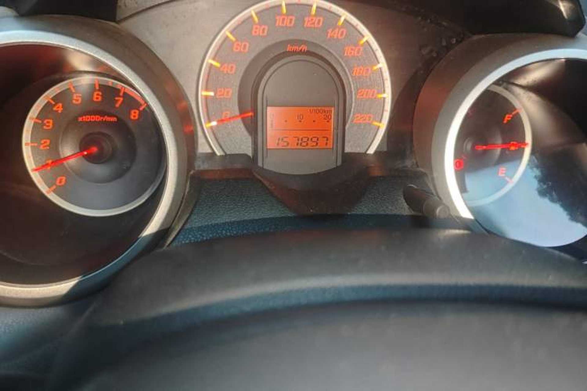 Used Honda Fit 2011 1.5L manual luxury version Odometer Close Up