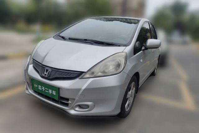 Used Honda Fit 2011 1.3L manual Comfort version