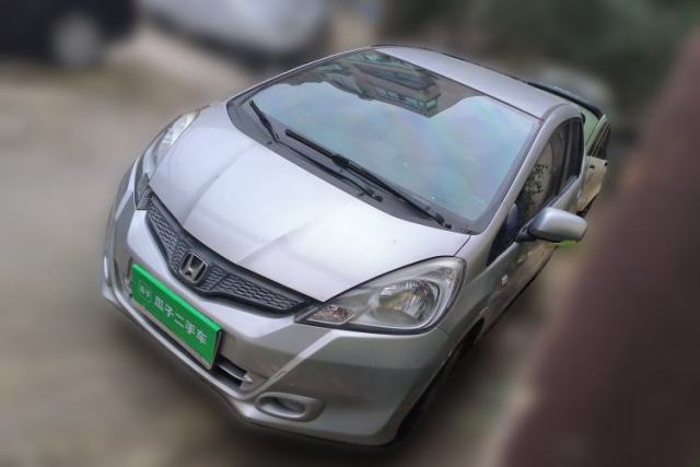 Used Honda Fit 2011 1.3L automatic comfort version