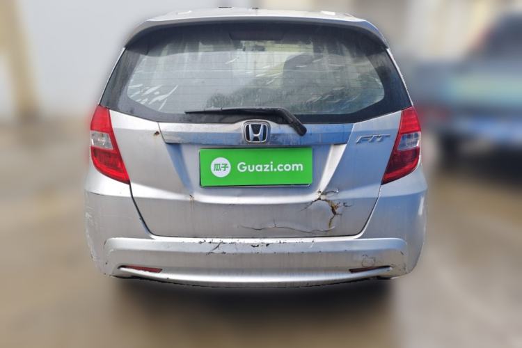 Used Honda Fit 2011 1.5L manual luxury version Rear