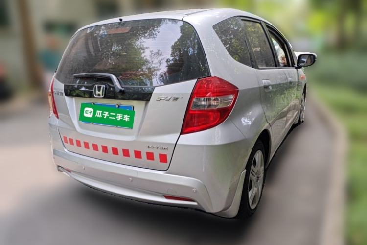 Used Honda Fit 2011 1.3L automatic comfort version Rear Right 45 Deg