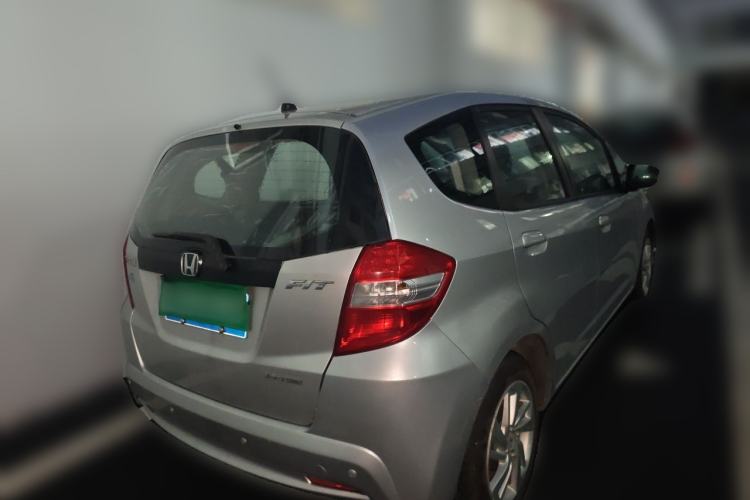 Used Honda Fit 2011 1.3L automatic comfort version Rear Right 45 Deg
