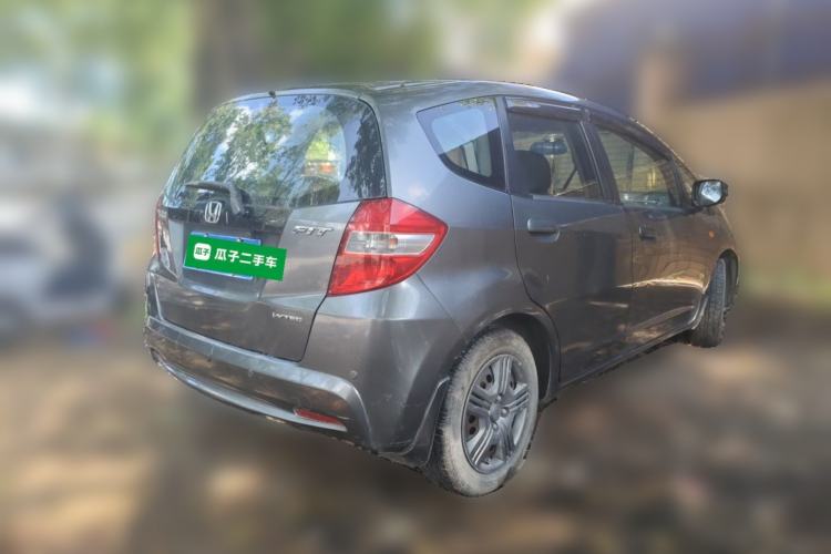 Used Honda Fit 2011 1.3L automatic comfort version Rear Right 45 Deg