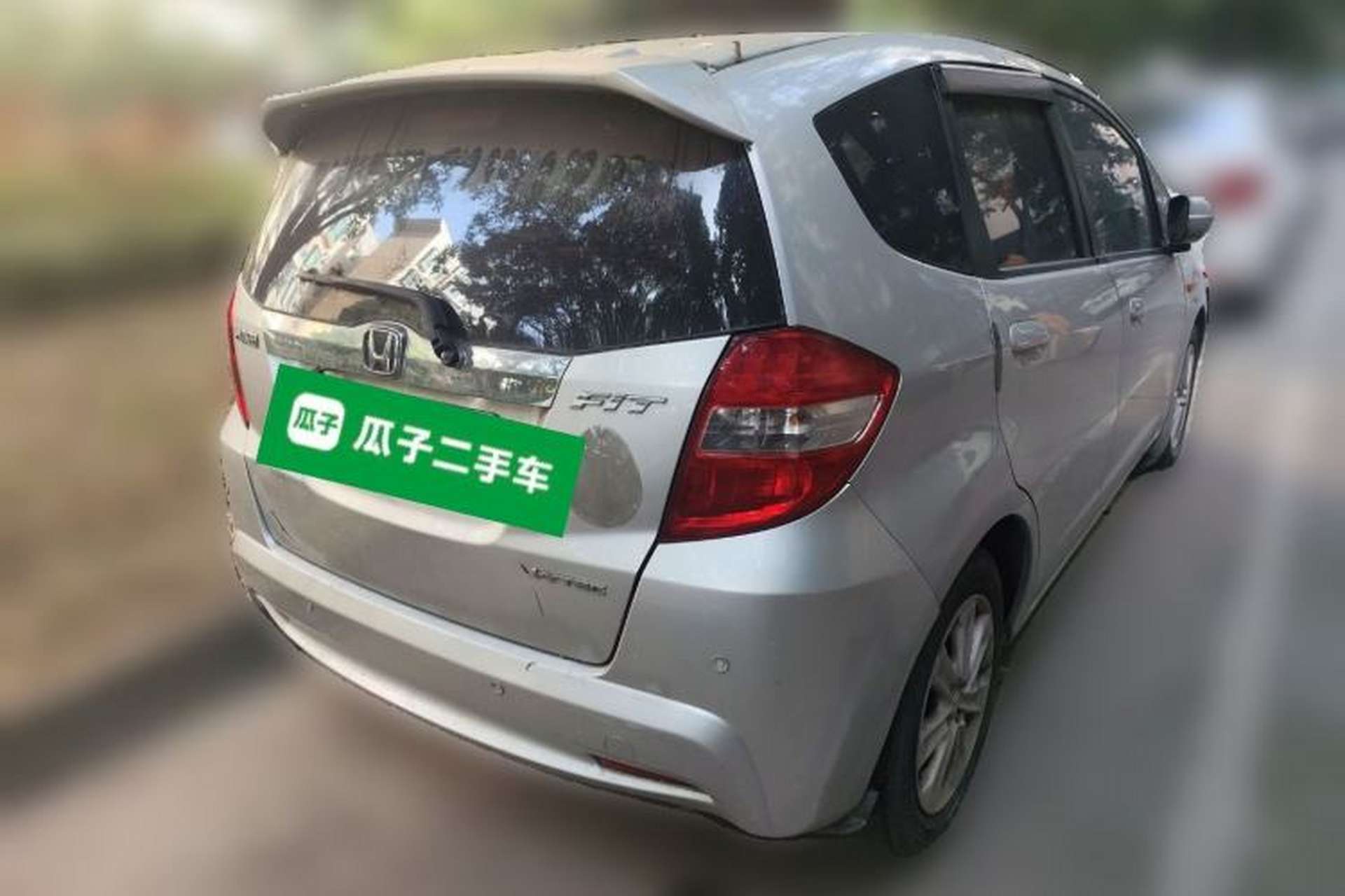 Used Honda Fit 2011 1.5L Automatic Luxury Edition Rear Right 45 Deg
