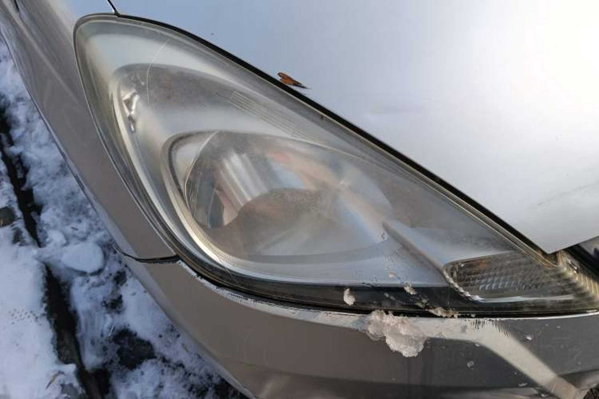Used Honda Fit 2011 1.3L automatic comfort version Right Front Headlight