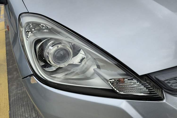 Used Honda Fit 2011 1.3L manual Comfort version Right Front Headlight