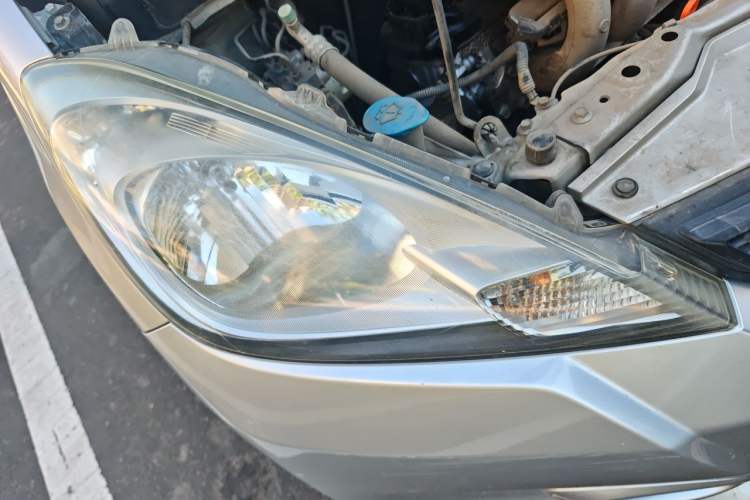 Used Honda Fit 2011 1.3L manual Comfort version Right Front Headlight