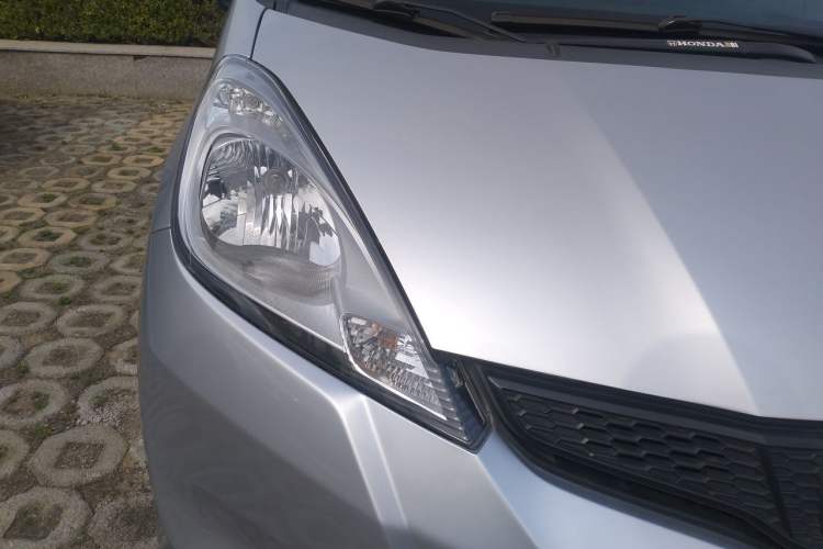Used Honda Fit 2011 1.3L automatic comfort version Right Front Headlight
