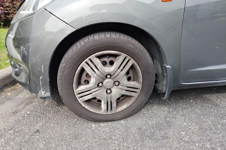 Used Honda Fit 2011 1.3L manual Comfort version Right Front Wheel Hub