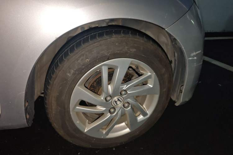 Used Honda Fit 2011 1.3L automatic comfort version Right Front Wheel Hub