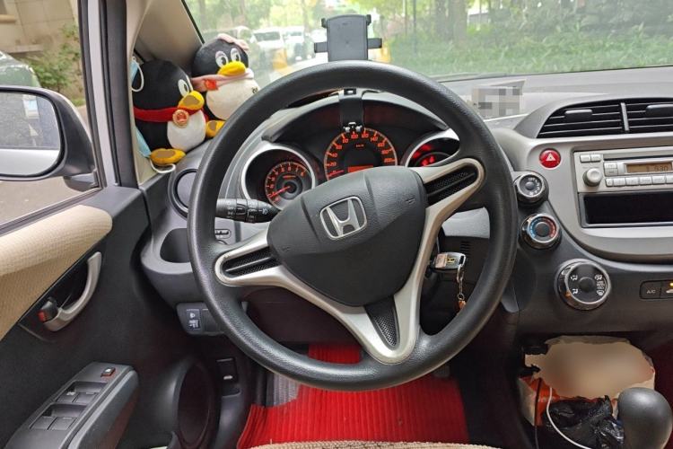 Used Honda Fit 2011 1.3L automatic comfort version Steering Wheel