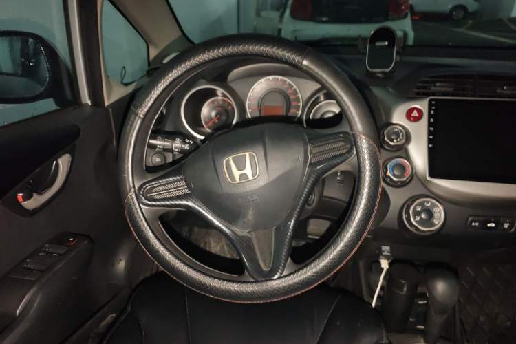Used Honda Fit 2011 1.3L automatic comfort version Steering Wheel