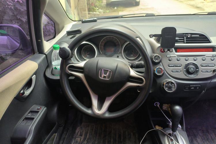Used Honda Fit 2011 1.3L automatic comfort version Steering Wheel