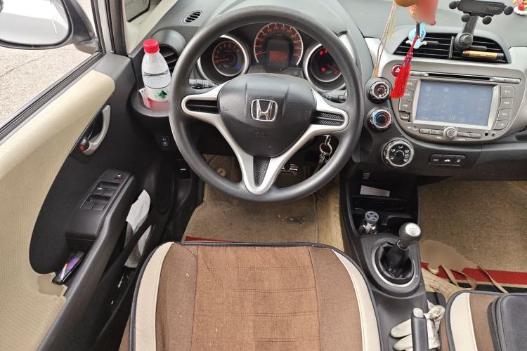 Used Honda Fit 2011 1.5L manual luxury version Steering Wheel
