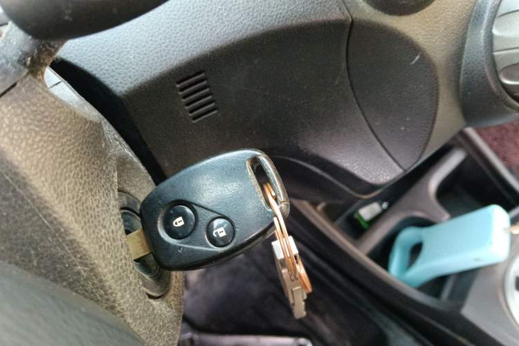 Used Honda Fit 2011 1.3L automatic comfort version Vehicle Key
