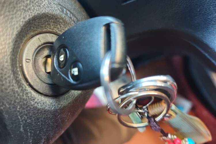 Used Honda Fit 2011 1.3L manual Comfort version Vehicle Key