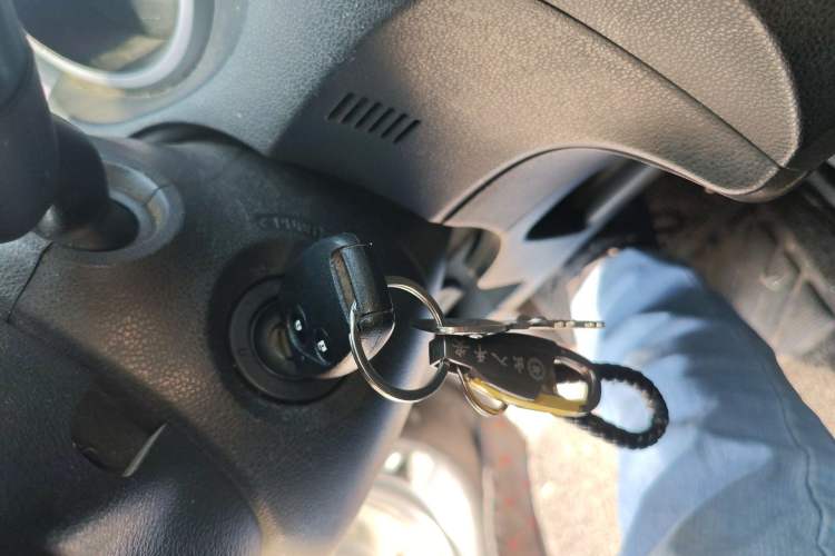 Used Honda Fit 2011 1.3L automatic comfort version Vehicle Key