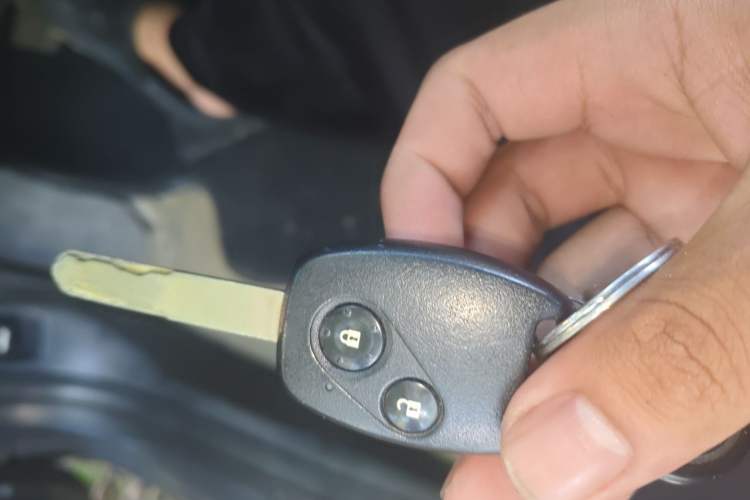 Used Honda Fit 2011 1.3L automatic comfort version Vehicle Key