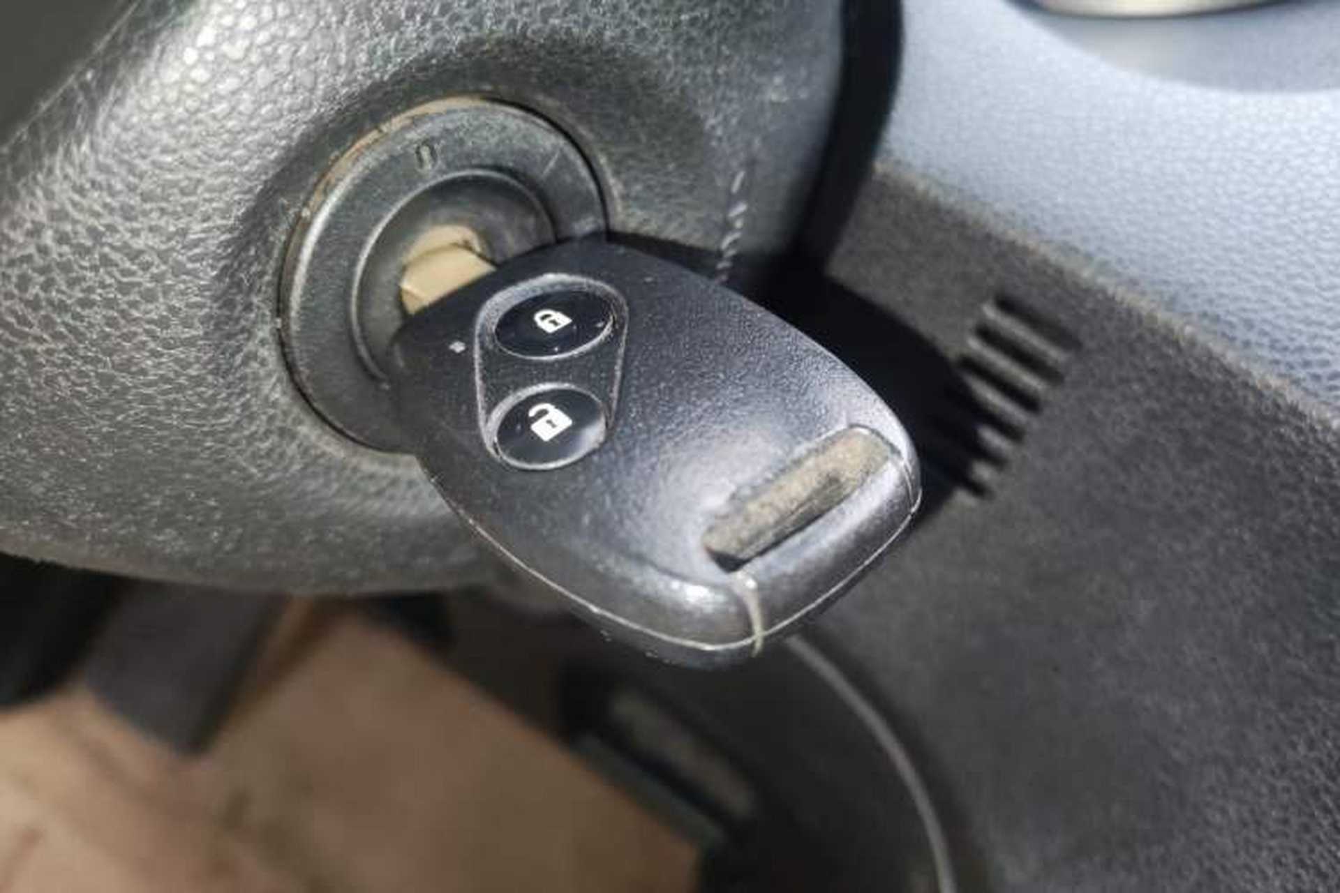 Used Honda Fit 2011 1.5L manual luxury version Vehicle Key