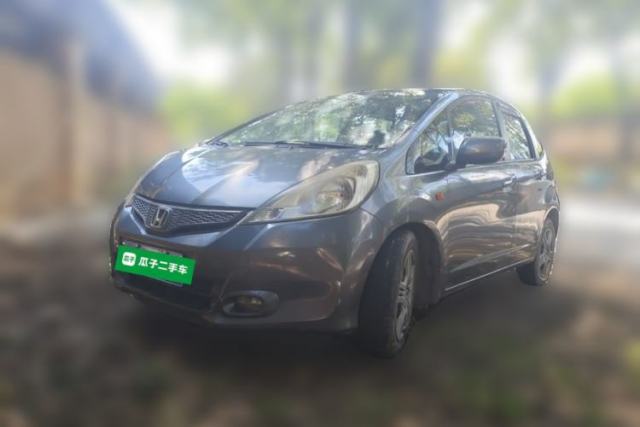 Used Honda Fit 2011 1.3L automatic comfort version