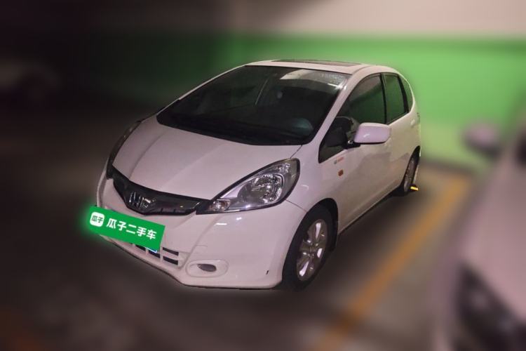 Used Honda Fit 2011 1.5L manual luxury version Guazi used car, China used car export, Used car for sale, Used  cars, Cheapest cars for sale