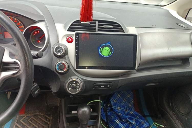 Used Honda Fit 2011 1.3L automatic comfort version Audio And AC Panel