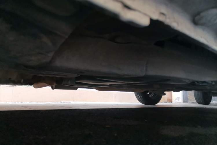 Used Honda Fit 2011 1.3L manual Comfort version Chassis Front Left