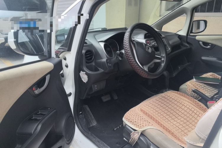 Used Honda Fit 2011 1.3L automatic comfort version Driver Seat