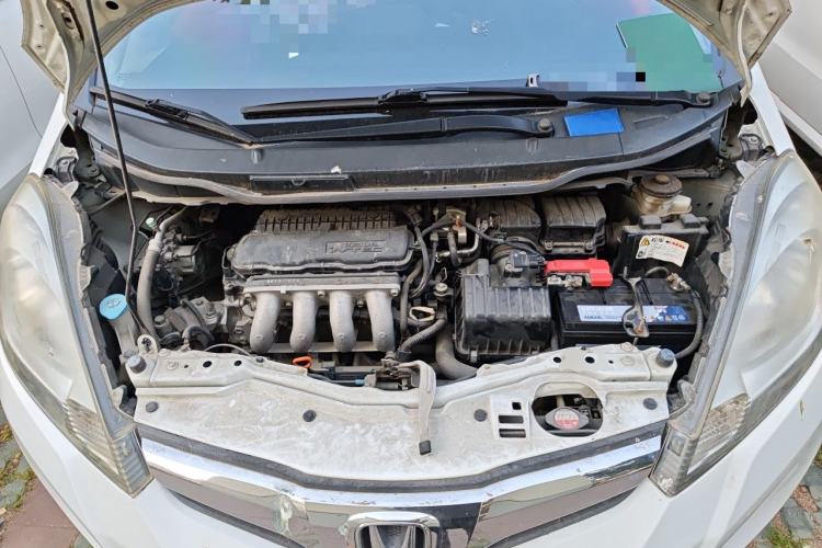 Used Honda Fit 2011 1.3L automatic comfort version Engine Bay