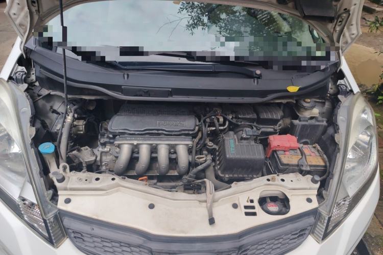 Used Honda Fit 2011 1.3L automatic comfort version Engine Bay