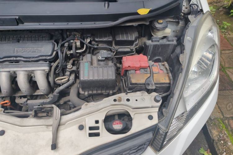 Used Honda Fit 2011 1.3L automatic comfort version Engine Bay Left