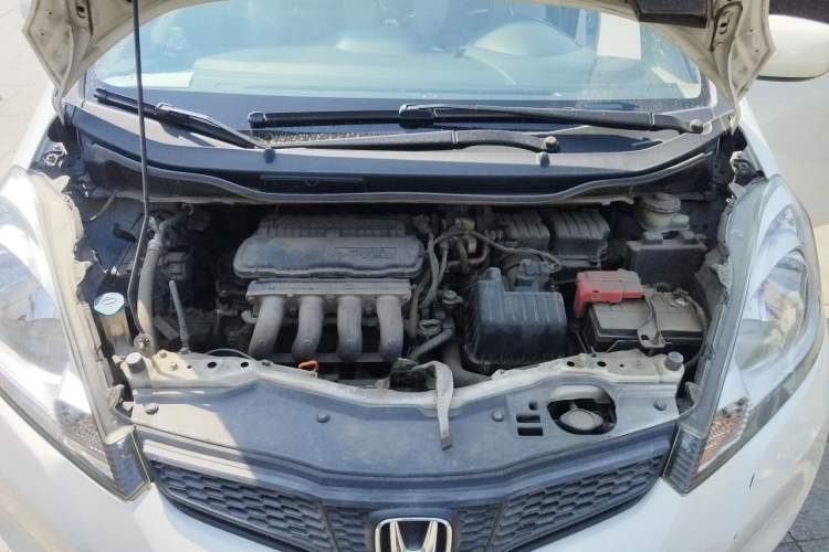 Used Honda Fit 2011 1.3L automatic comfort version Engine Bay
