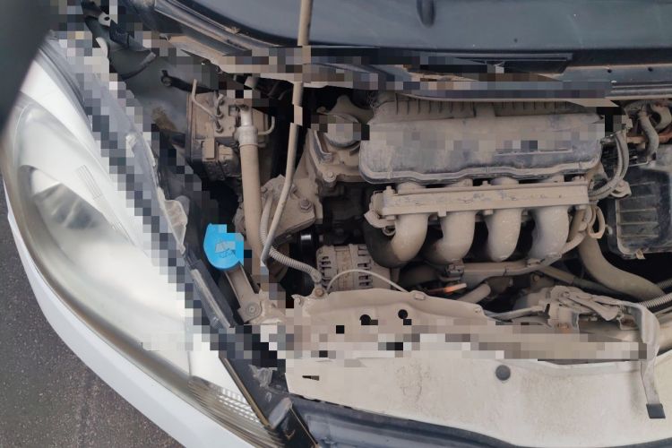Used Honda Fit 2011 1.3L manual Comfort version Engine Bay Right
