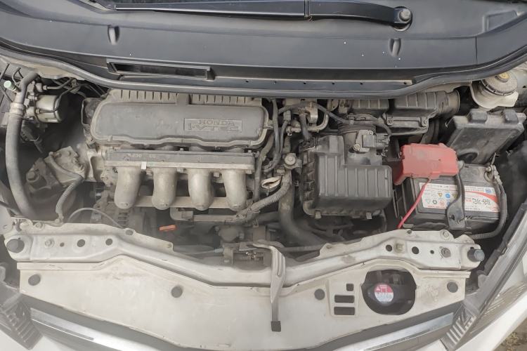 Used Honda Fit 2011 1.5L Automatic Luxury Edition Engine Bay