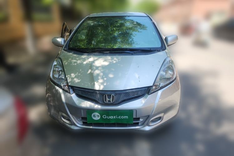 Used Honda Fit 2011 1.3L automatic comfort version Front