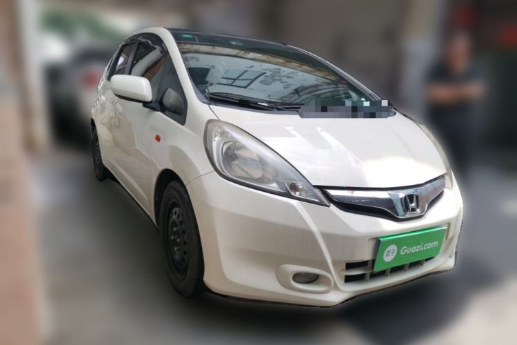 Used Honda Fit 2011 1.3L manual Comfort version Front Right 45 Deg