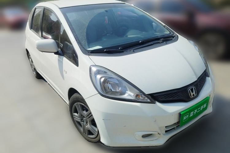 Used Honda Fit 2011 1.3L automatic comfort version Front Right 45 Deg