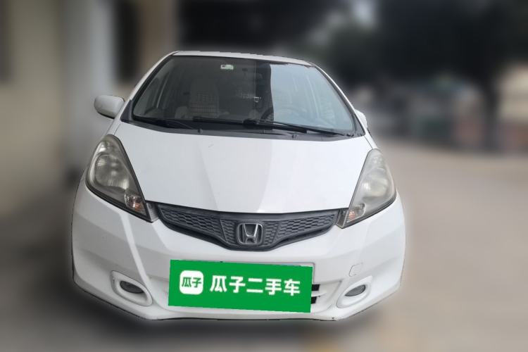 Used Honda Fit 2011 1.3L automatic comfort version Front