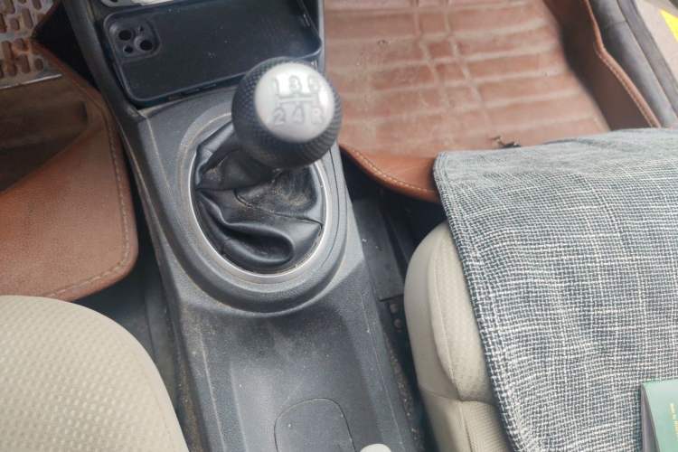 Used Honda Fit 2011 1.3L manual Comfort version Gear Lever