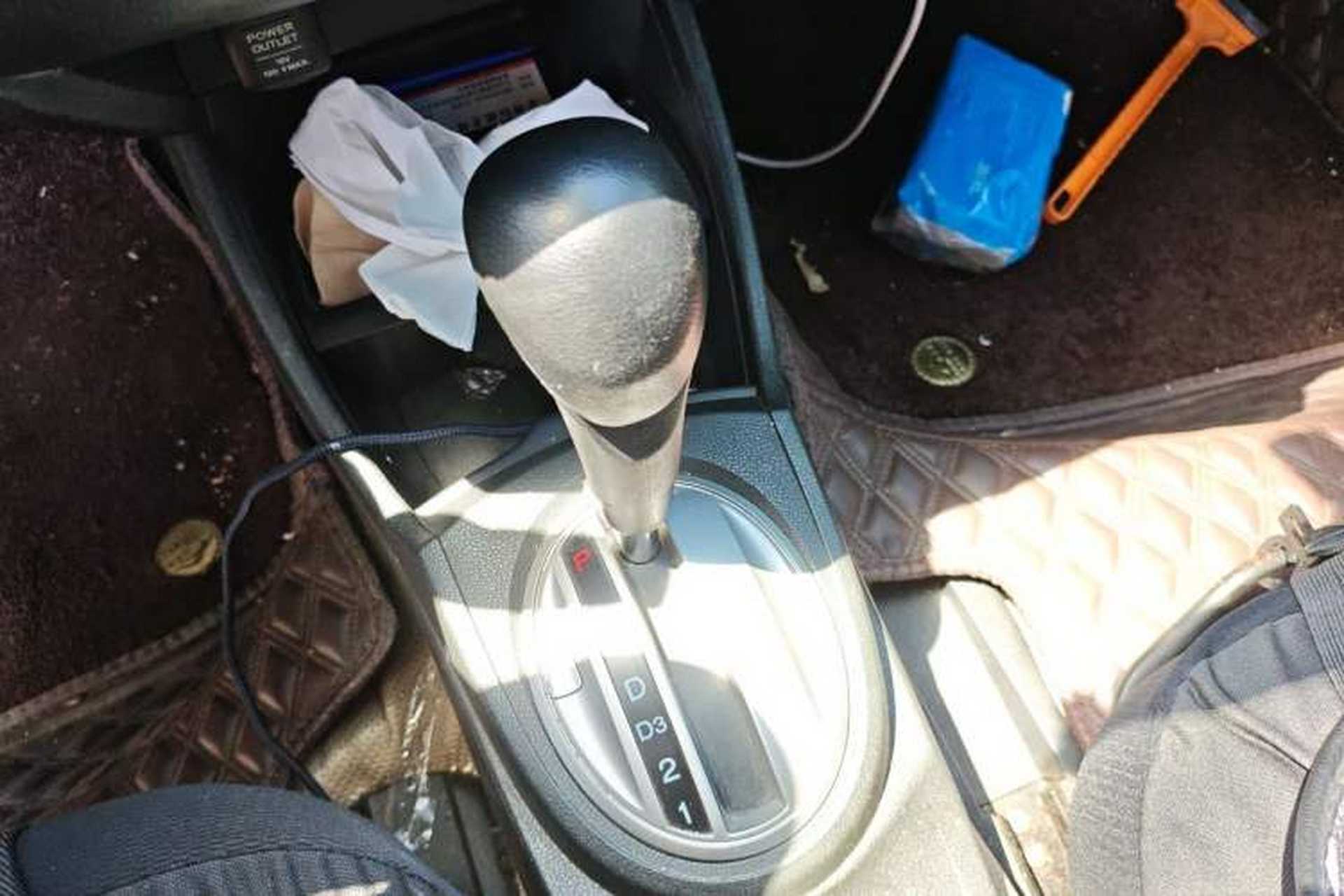 Used Honda Fit 2011 1.3L automatic comfort version Gear Lever
