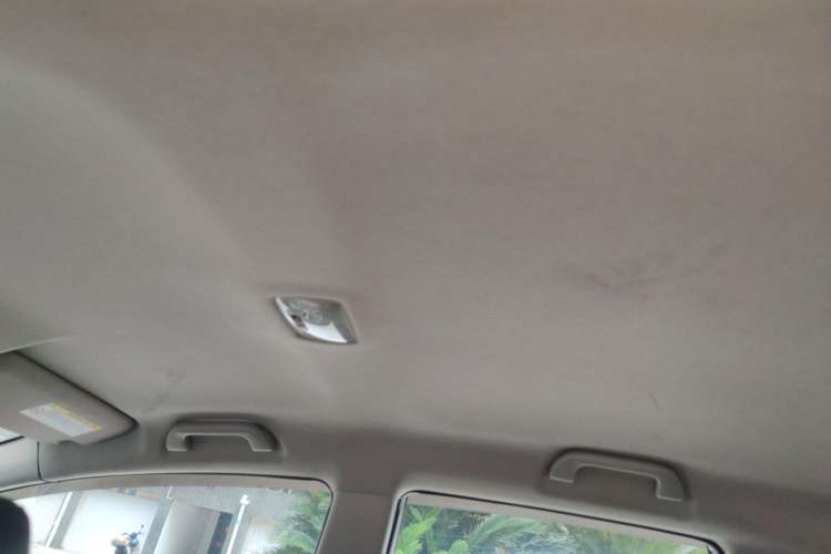 Used Honda Fit 2011 1.3L automatic comfort version Headliner