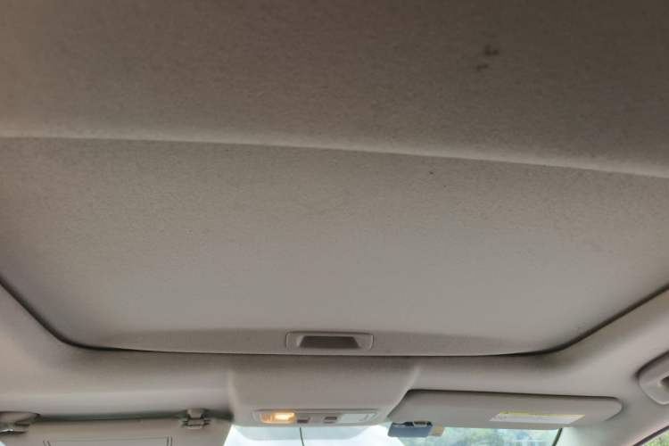 Used Honda Fit 2011 1.5L Automatic Luxury Edition Headliner