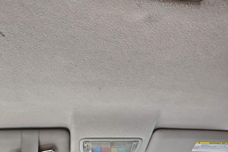 Used Honda Fit 2011 1.3L automatic comfort version Headliner