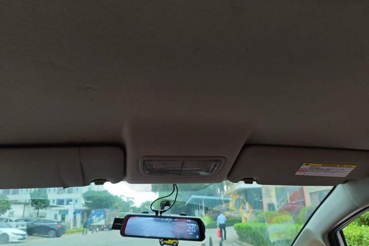 Used Honda Fit 2011 1.3L automatic comfort version Headliner