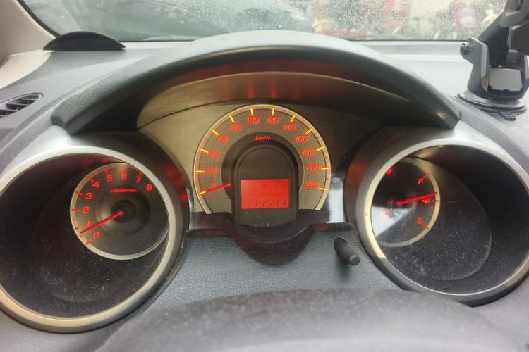 Used Honda Fit 2011 1.5L manual luxury version Instrument Cluster