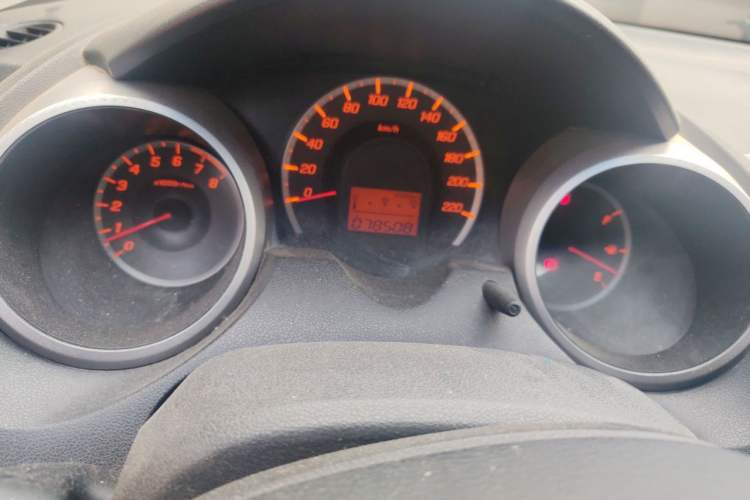 Used Honda Fit 2011 1.3L manual Comfort version Instrument Cluster